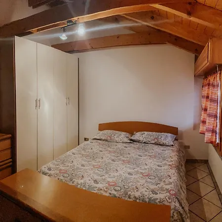 Mansarda De Legn Apartment *